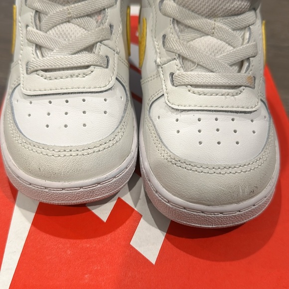 Nike Little Kids Court Borough Mid2 EasyOn (8c) - Picture 3 of 7